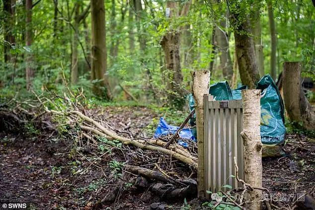 我在自家地上建了厕所方便游客却被当地政府勒令拆除！我宁愿进监狱也不会屈服！(图8)